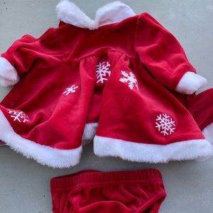 Newborn Christmas outfit